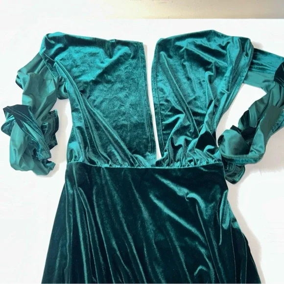 Revelry Emerald Green Velvet Halter Gown convertible top - Picture 5 of 10